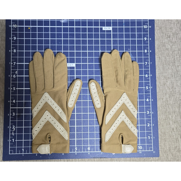 Vintage ISOTONER by Aris Women's Gloves Camel One Size Fits Most Unlined - Picture 2 of 7